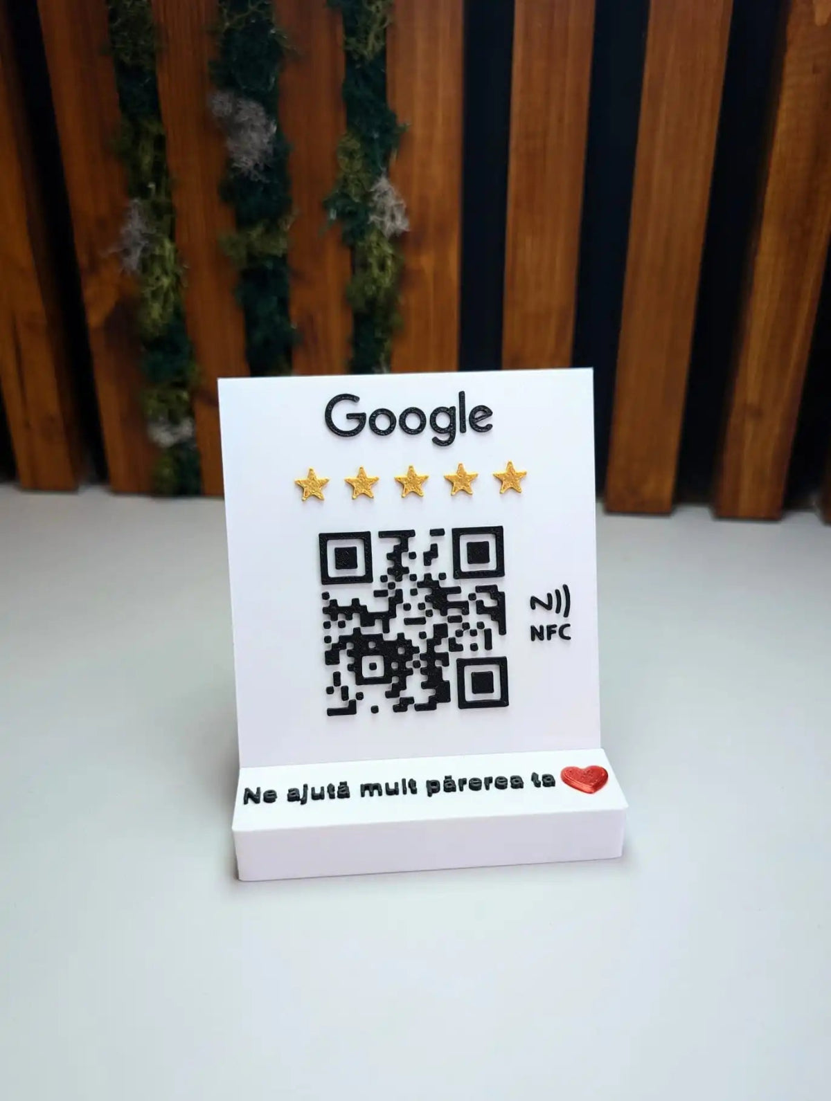 tand premium personalizat pentru recenzii Google, imprimat 3D cu design modern