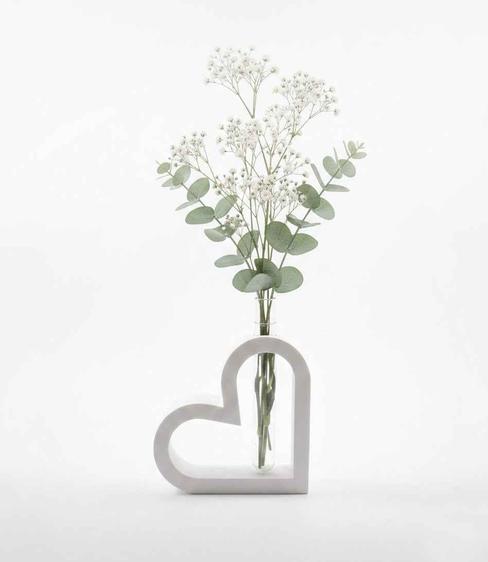 Vaza decorativa inima LOVE 3D – design minimalist