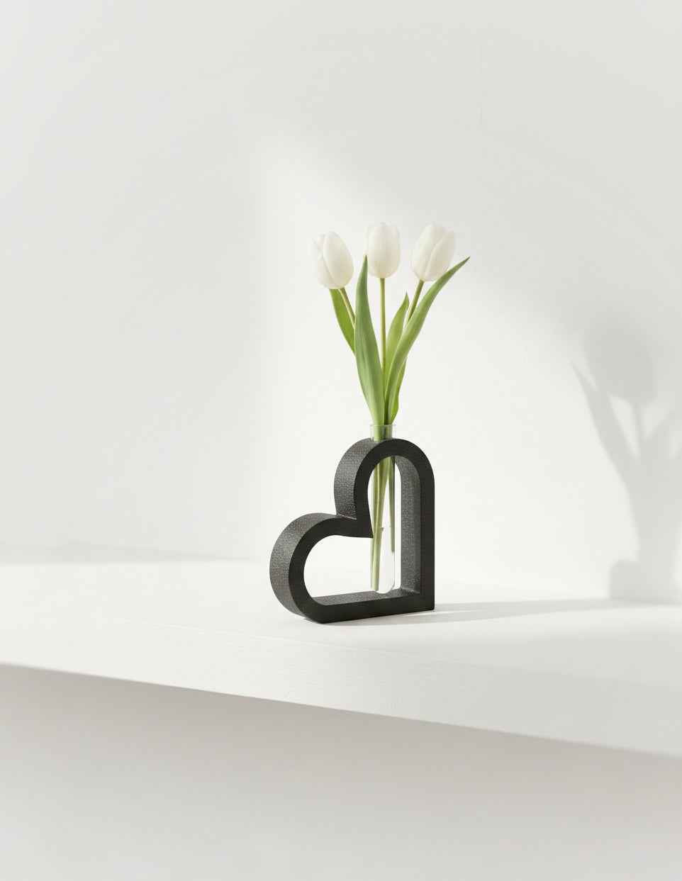 Vaza decorativa inima LOVE 3D – design minimalist