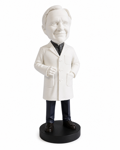 statueta-personalizata-3d-medic-halat-alb.