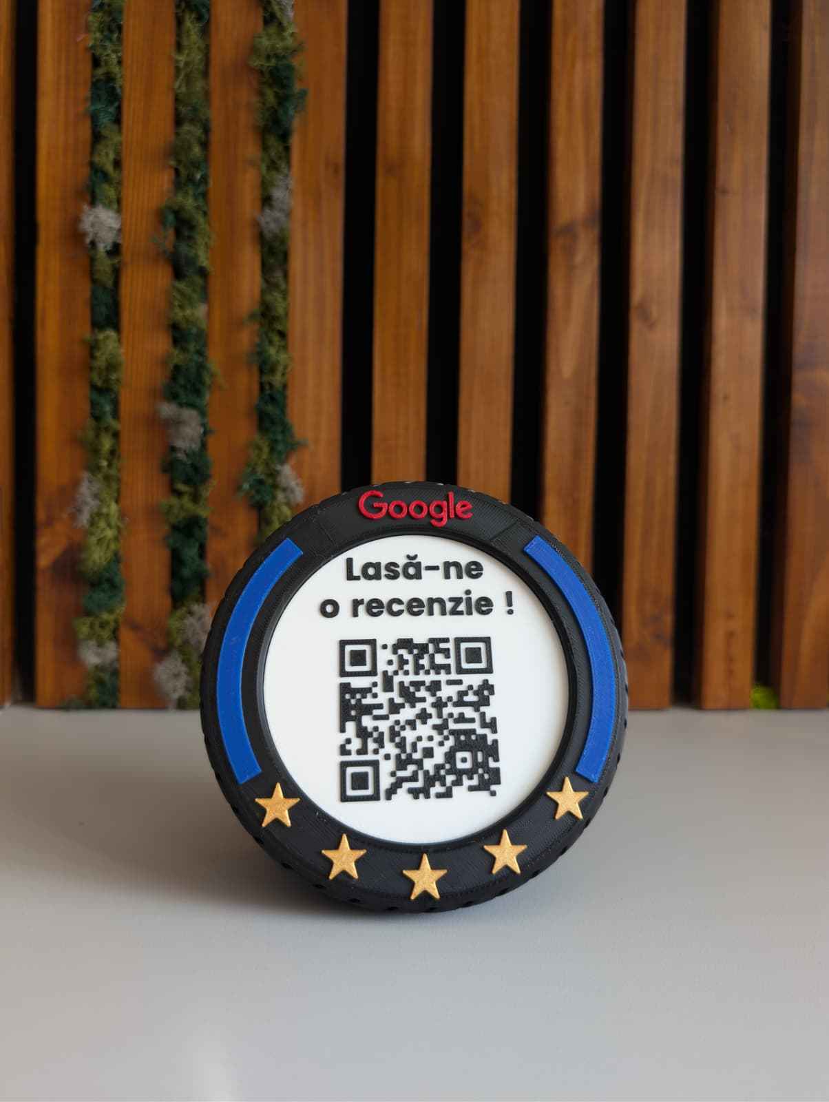 Stand recenzii Google pentru vulcanizare si service roti, model anvelopa 3D cu QR